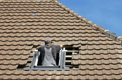 Pose de velux - Saint-Père